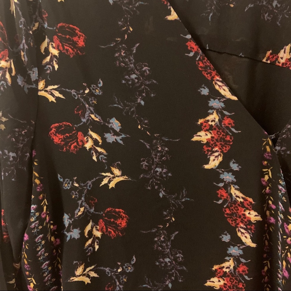 Guess blouse - Picture 2 of 4